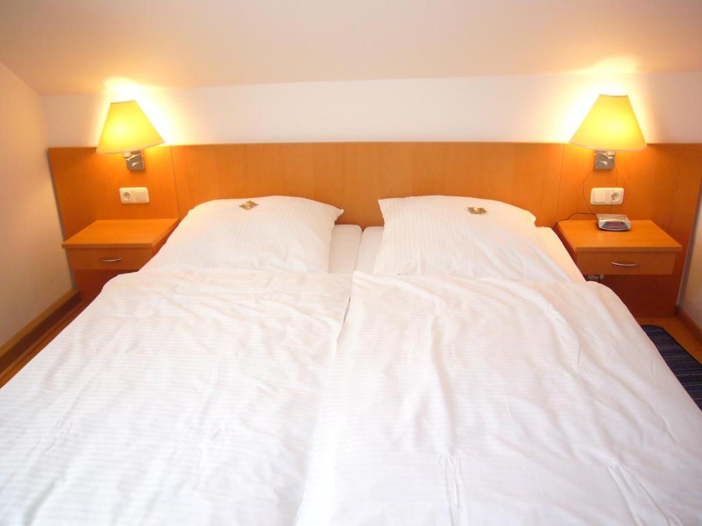 Hotel Deutsches Haus เคาบ์ ห้อง รูปภาพ