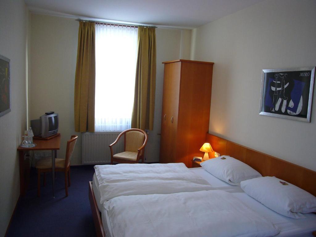 Hotel Deutsches Haus เคาบ์ ห้อง รูปภาพ