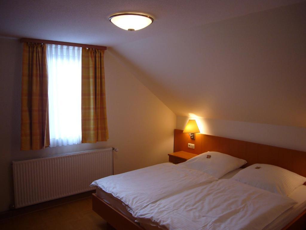 Hotel Deutsches Haus เคาบ์ ห้อง รูปภาพ