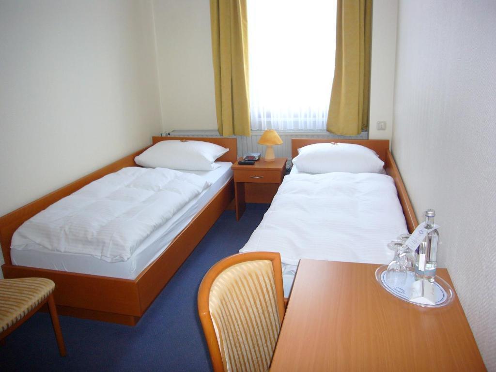 Hotel Deutsches Haus เคาบ์ ภายนอก รูปภาพ