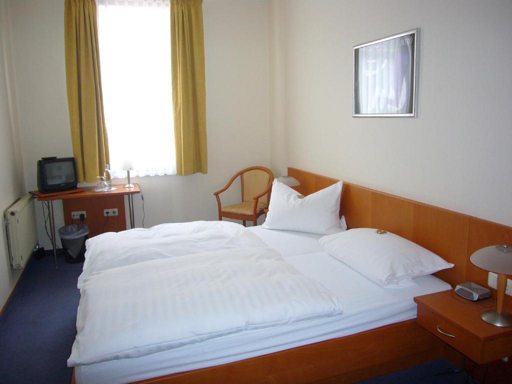 Hotel Deutsches Haus เคาบ์ ภายนอก รูปภาพ